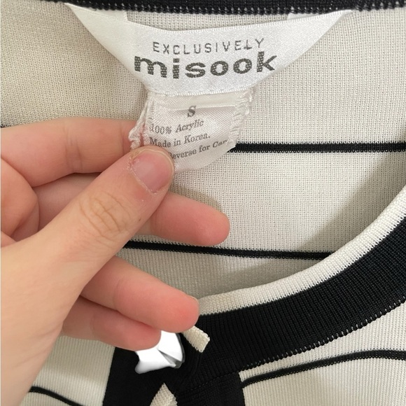 Exclusively Misook White Black Stripe Cardigan Small - Picture 3 of 5